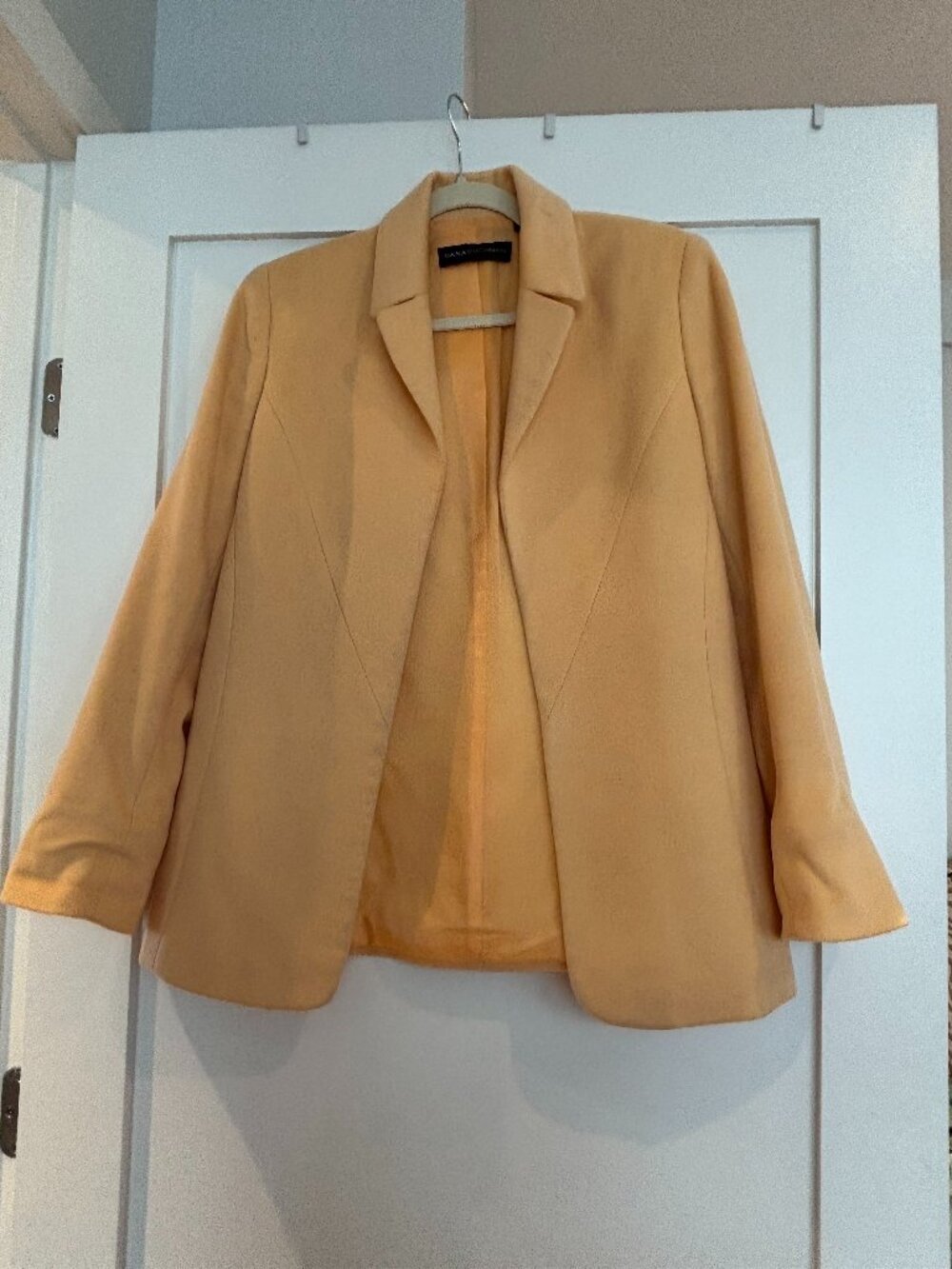 Dana Buchman Light Yellow 100% Cashmere Blazer